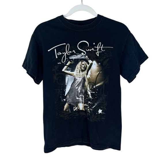 Taylor Swift Fearless Tour Official T-Shirt Size Small VTG 2009 Gildan Black - Picture 1 of 7